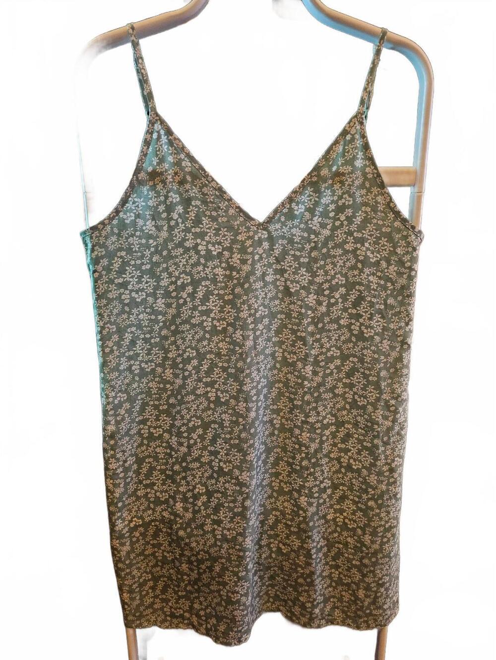 SHEIN Women's Green Ditsy Floral Loose Cami Dress - size 6 (M) - as shown